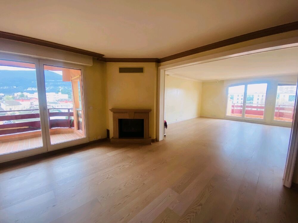 Appartement 5 pièces 173 m² à Gaillard