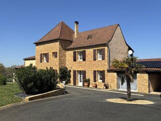  Maison  vendre 10 pices 260 m