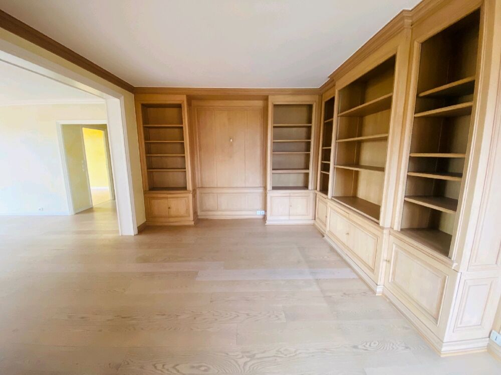 vente Appartement - 5 pièce(s) - 173 m² Gaillard (74240)